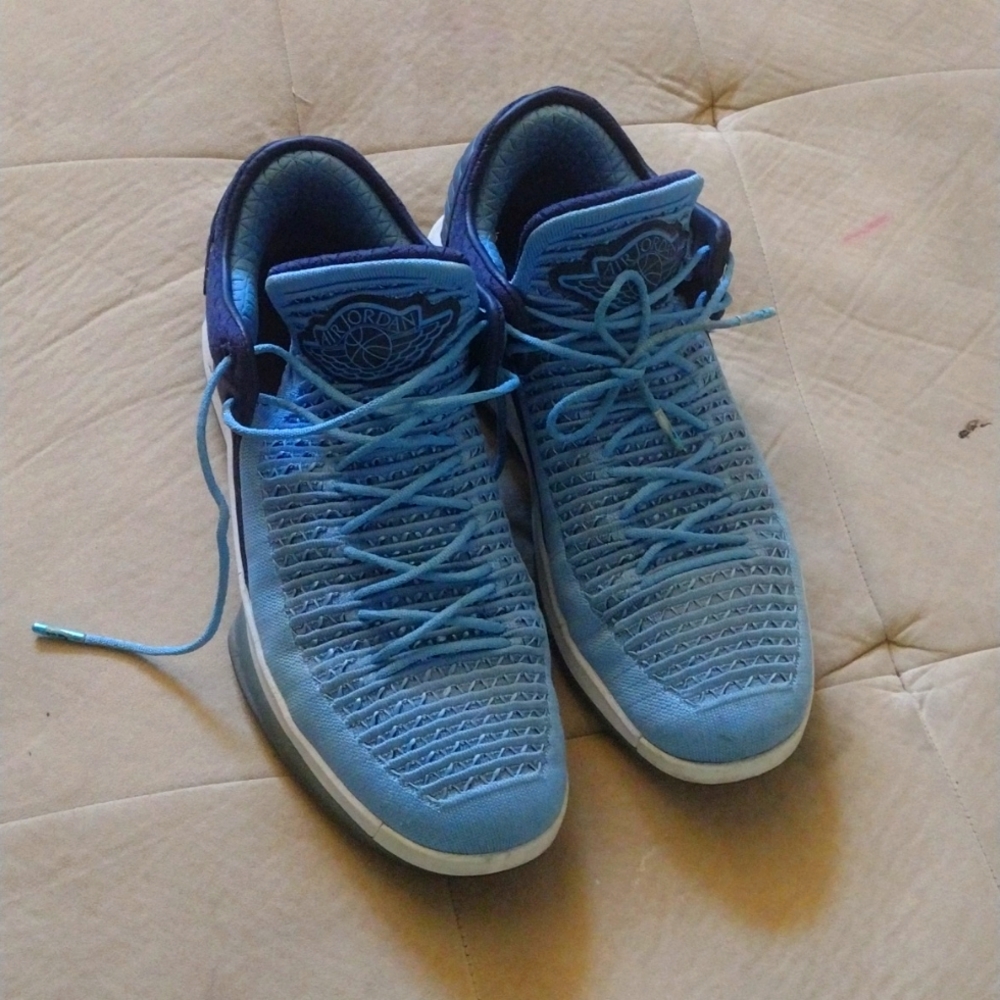 Shoe